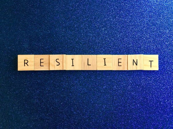 Comment faire face aux critiques et aux commentaires négatifs en ligne